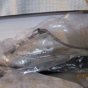 8M JOAN BOYCE WOMENS PEWTER SNEAKERS